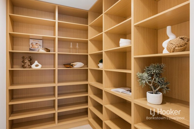 Photo - 37C Longstaff Avenue, Chipping Norton NSW 2170 - Image 4