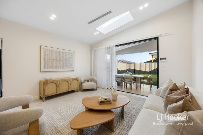 Photo - 37C Longstaff Avenue, Chipping Norton NSW 2170 - Image 6