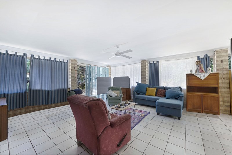 Photo - 37C Plum Tree Cres , Moore Park Beach QLD 4670 - Image 6