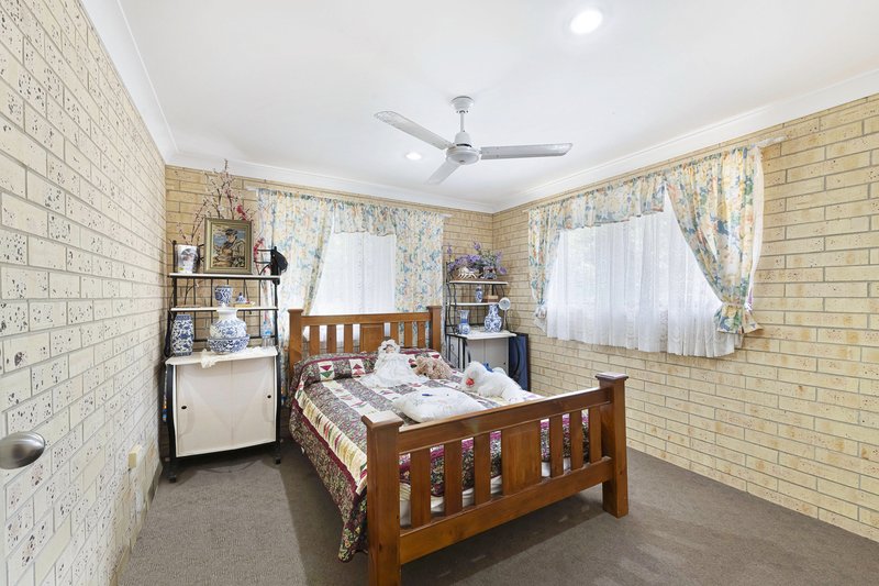 Photo - 37C Plum Tree Cres , Moore Park Beach QLD 4670 - Image 11