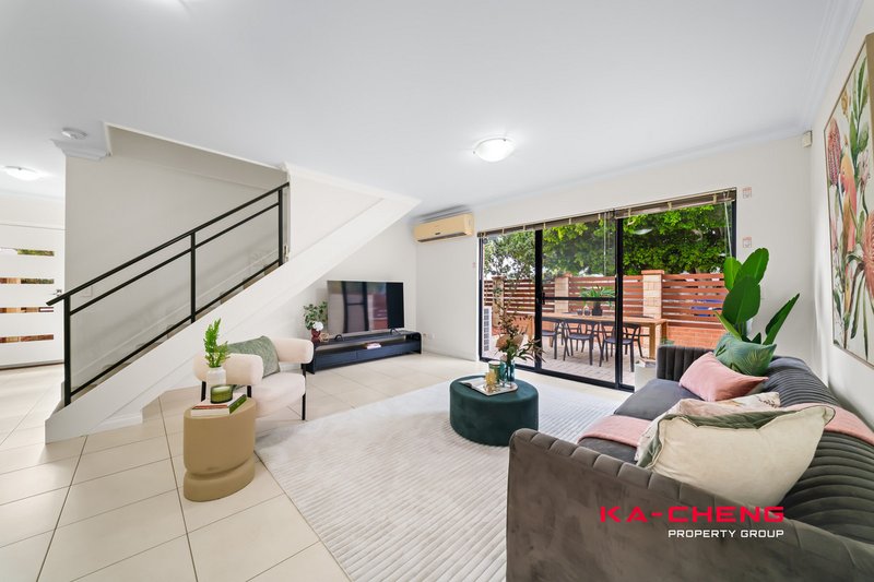 Photo - 37C Thrall Street, Innaloo WA 6018 - Image 7