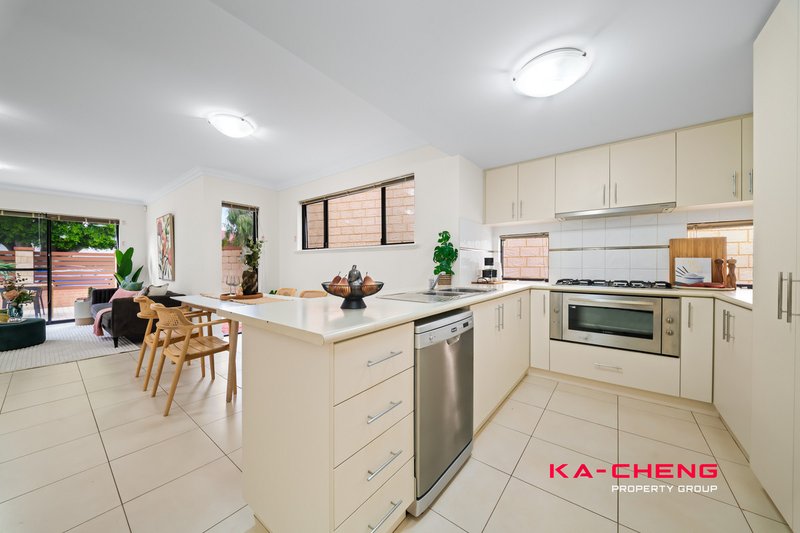 Photo - 37C Thrall Street, Innaloo WA 6018 - Image 9