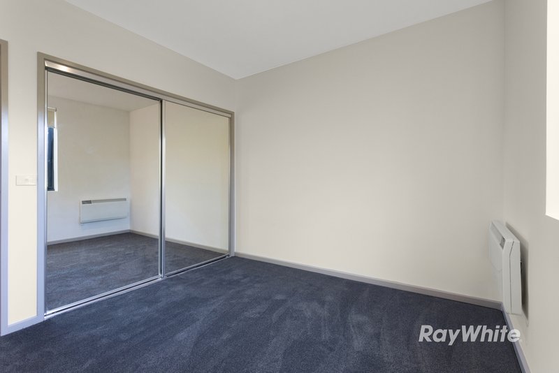 Photo - 3/8-10 Browns Road, Clayton VIC 3168 - Image 7