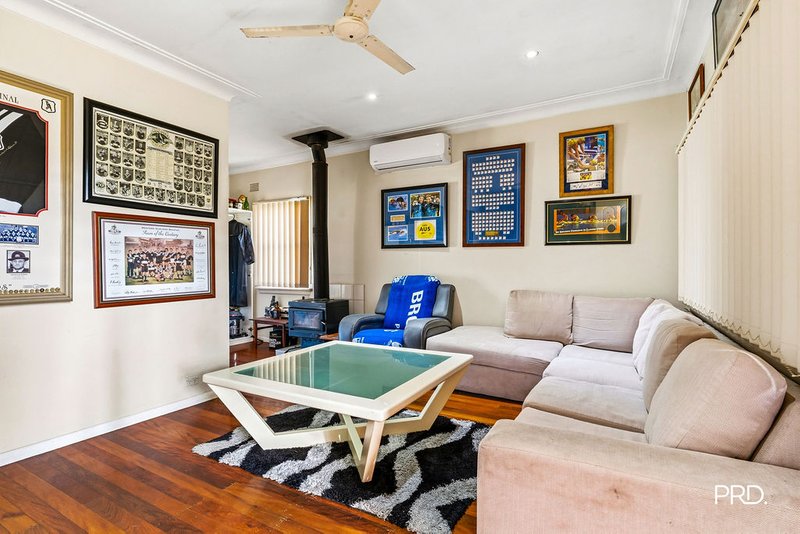 Photo - 38 & 38A College Street, Cambridge Park NSW 2747 - Image 4