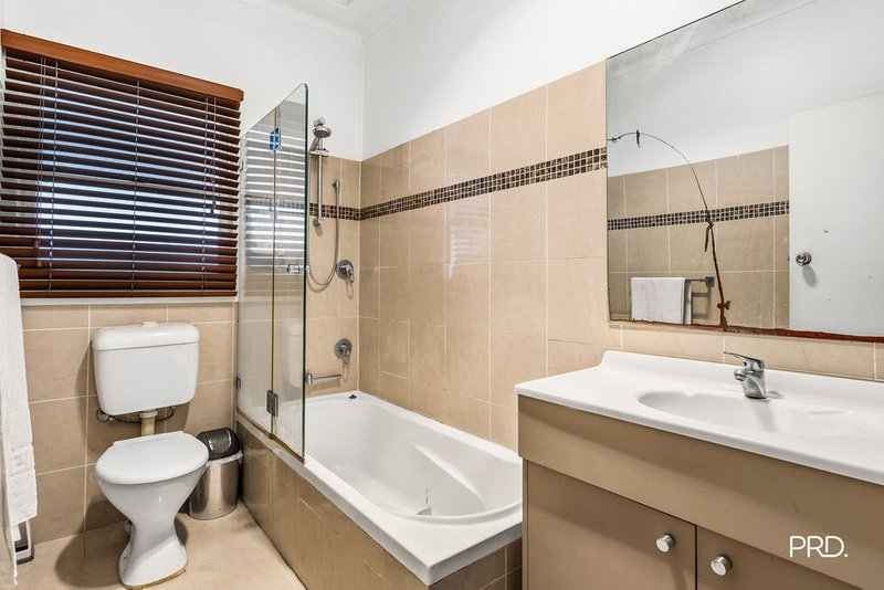 Photo - 38 & 38A College Street, Cambridge Park NSW 2747 - Image 10