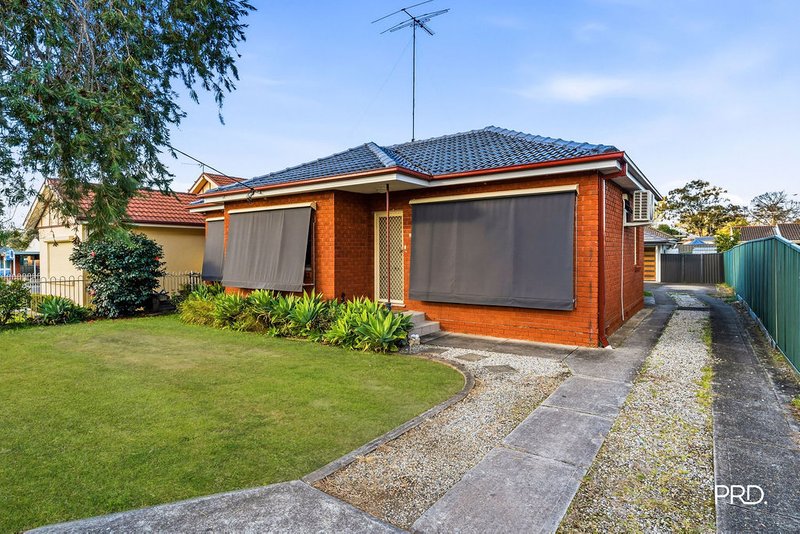 Photo - 38 & 38A College Street, Cambridge Park NSW 2747 - Image 13