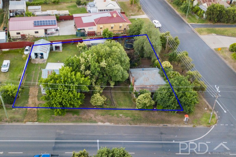 Photo - 38 & 40 Adelong Road, Tumut NSW 2720 - Image 2