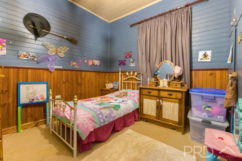 Photo - 38 & 40 Adelong Road, Tumut NSW 2720 - Image 9