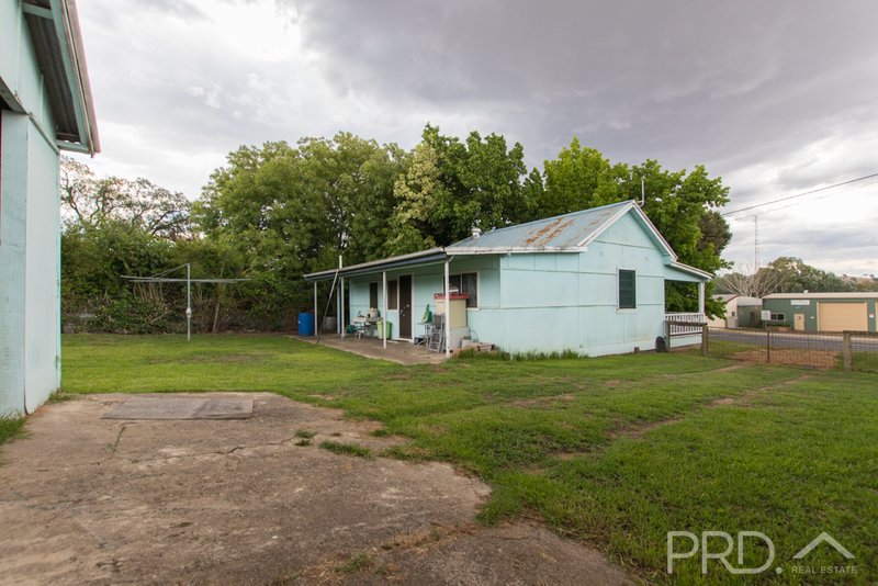 Photo - 38 & 40 Adelong Road, Tumut NSW 2720 - Image 17