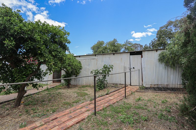 Photo - 38-40 Carter Street, Wyalong NSW 2671 - Image 16