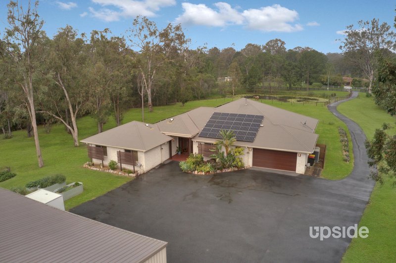 Photo - 38-42 Adelong Court, Morayfield QLD 4506 - Image 24