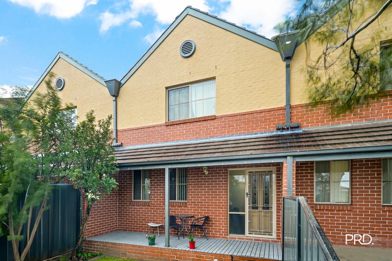 Photo - 3/8-9 Ferguson Road, Springwood NSW 2777 - Image 1