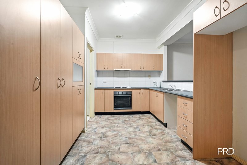 Photo - 3/8-9 Ferguson Road, Springwood NSW 2777 - Image 5