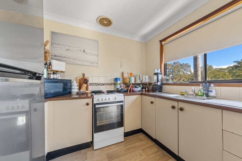 Photo - 38 Agatha Avenue, Lake Munmorah NSW 2259 - Image 2