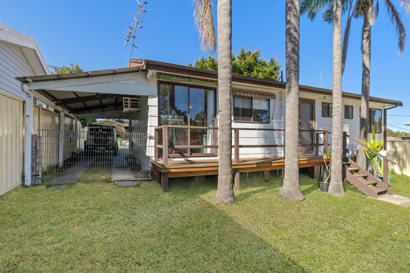Photo - 38 Agatha Avenue, Lake Munmorah NSW 2259 - Image 9