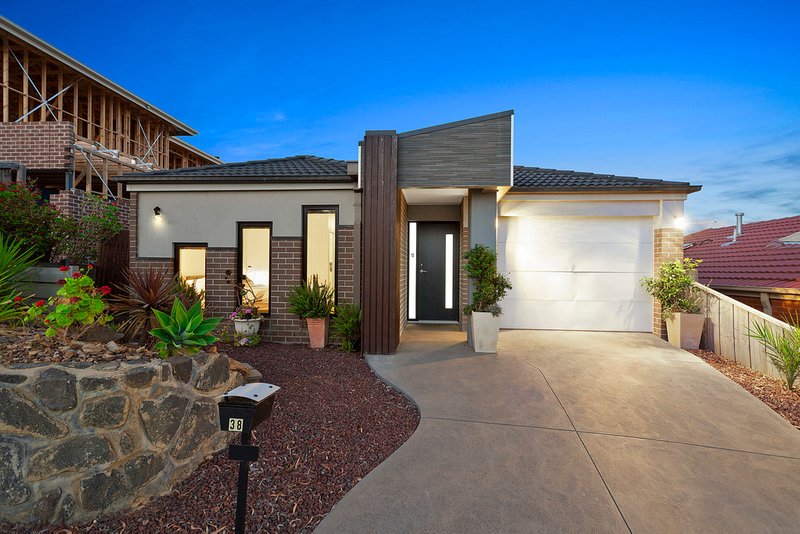 38 Altitude Drive, Doreen VIC 3754