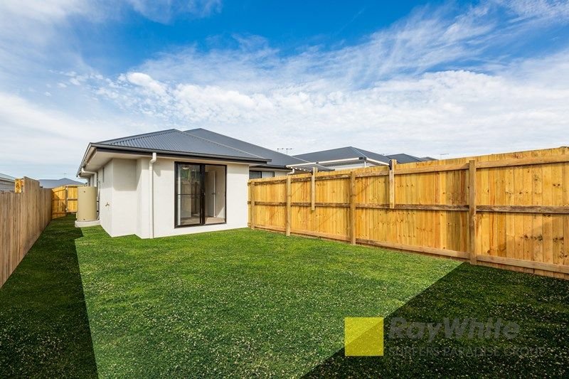 Photo - 38 Anne Street, Park Ridge QLD 4125 - Image 2