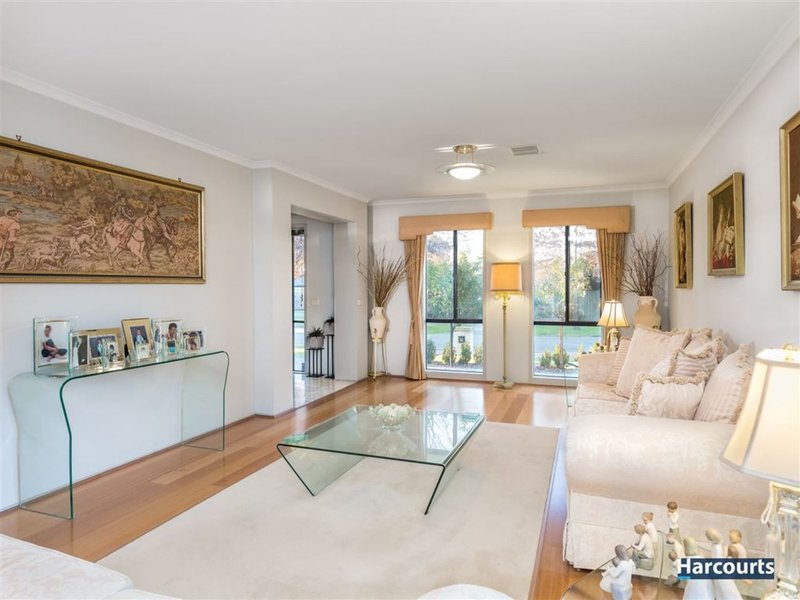 Photo - 38 Armstrong Drive, Rowville VIC 3178 - Image 3