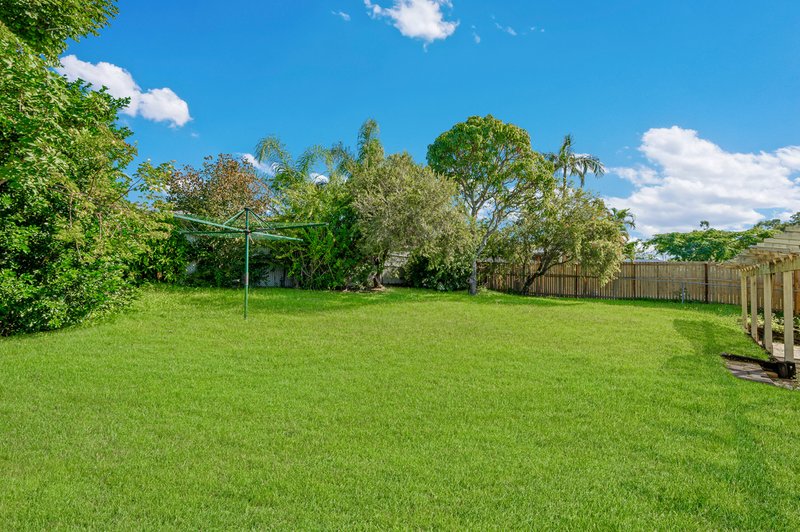 Photo - 38 Ashford Road, Helensvale QLD 4212 - Image 2