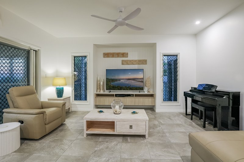 Photo - 38 Atlantis Boulevard, Agnes Water QLD 4677 - Image 10