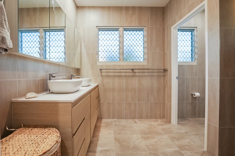 Photo - 38 Atlantis Boulevard, Agnes Water QLD 4677 - Image 25