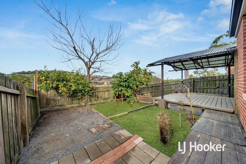 Photo - 38 Ayesha Rise, Pakenham VIC 3810 - Image 10