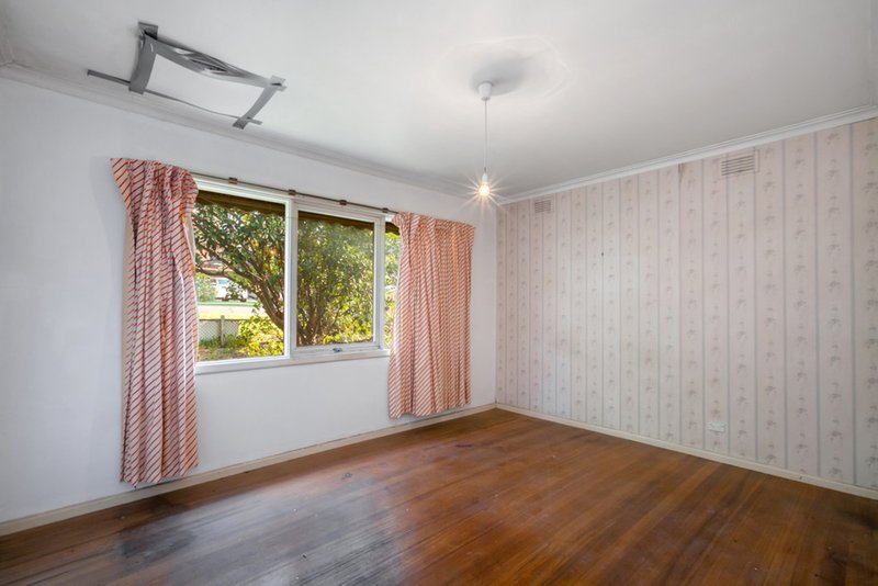 Photo - 38 Ayr Street, Reservoir VIC 3073 - Image 6