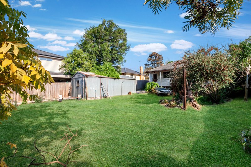 Photo - 38 Ayr Street, Reservoir VIC 3073 - Image 10