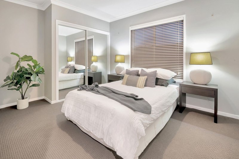 Photo - 38 Azure Way, Coomera QLD 4209 - Image 19