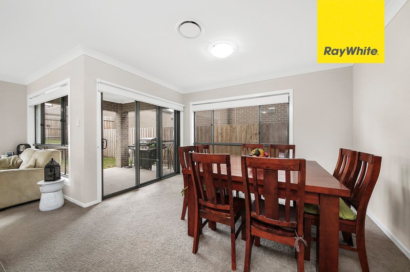 Photo - 38 Ballymore Avenue, Kellyville NSW 2155 - Image 4