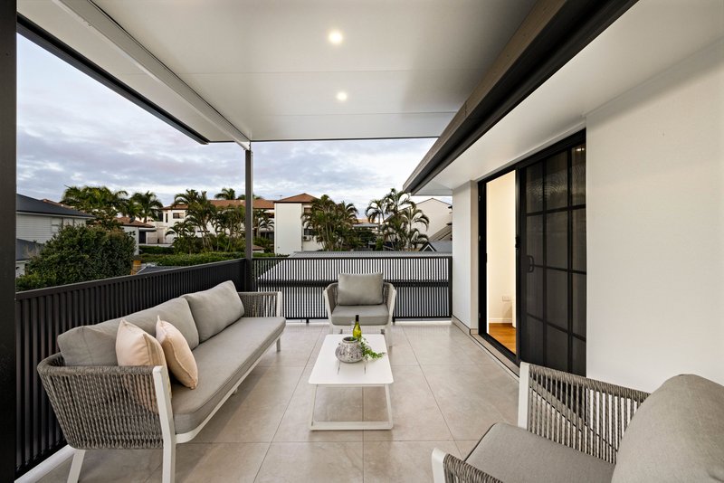 Photo - 38 Balowrie Street, Hamilton QLD 4007 - Image 17