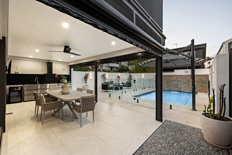 Photo - 38 Balowrie Street, Hamilton QLD 4007 - Image 18