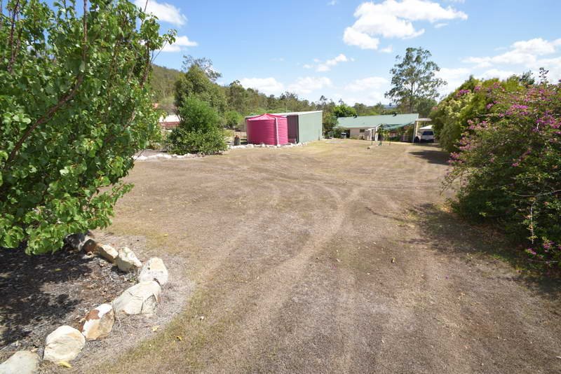 Photo - 38 Barbour Street, Esk QLD 4312 - Image 23