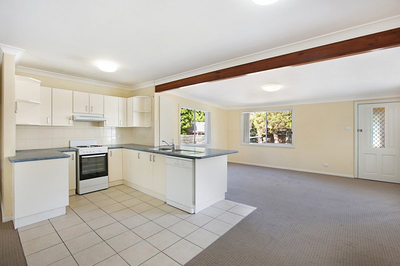 Photo - 38 Binda St , Hawks Nest NSW 2324 - Image 2