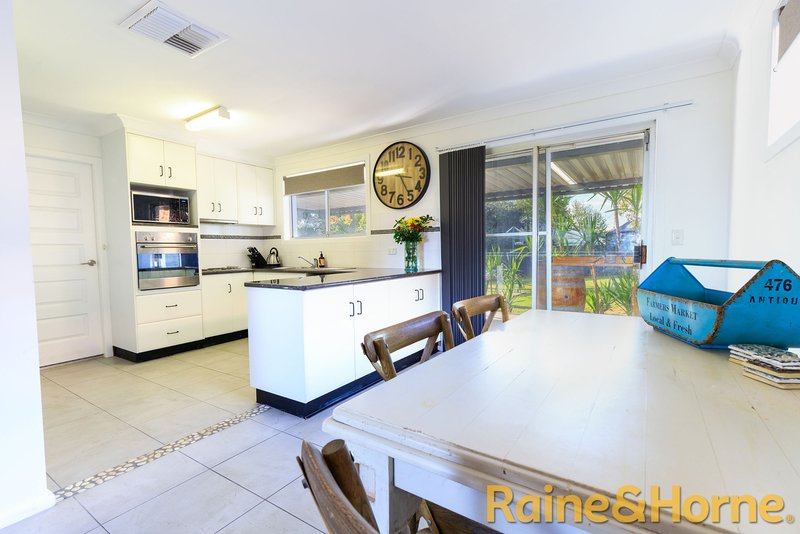 Photo - 38 Birch Avenue, Dubbo NSW 2830 - Image 4