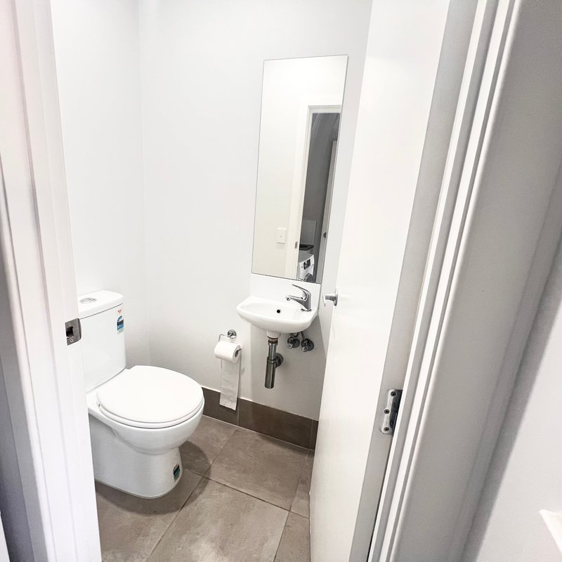 Photo - 38 Blatchford Street, Strathpine QLD 4500 - Image 8