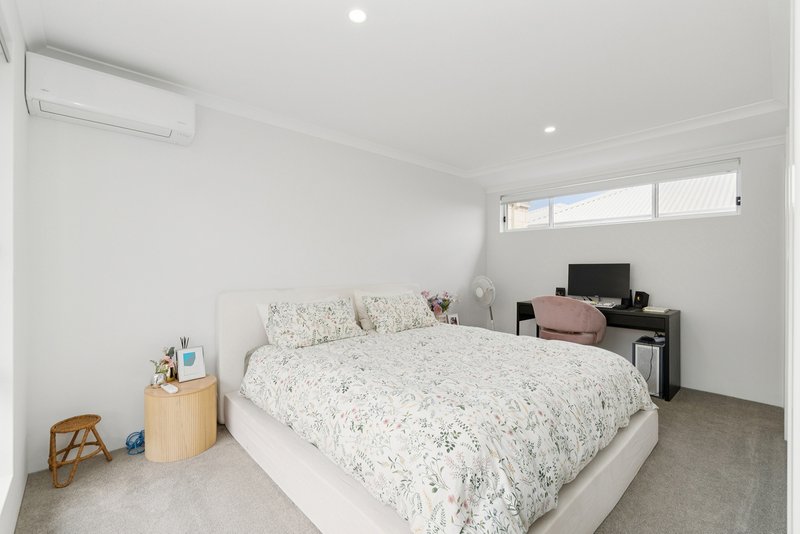 Photo - 38 Bonfire Chase, Eglinton WA 6034 - Image 20