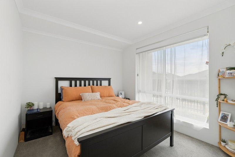 Photo - 38 Bonfire Chase, Eglinton WA 6034 - Image 24