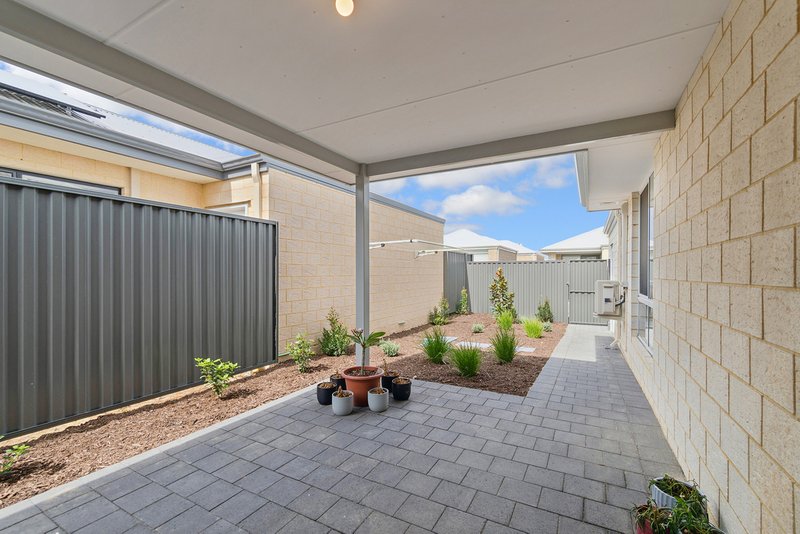 Photo - 38 Bonfire Chase, Eglinton WA 6034 - Image 34