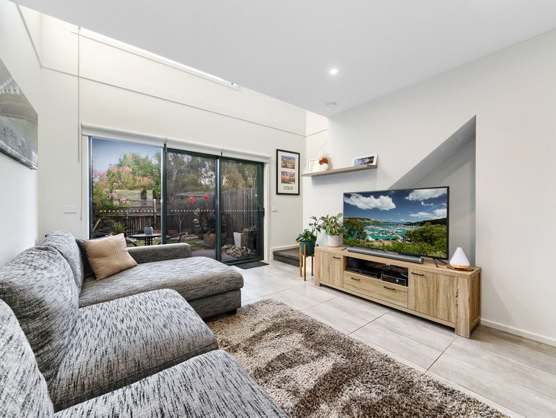 Photo - 38 Boutique Lane, Cranbourne West VIC 3977 - Image 8