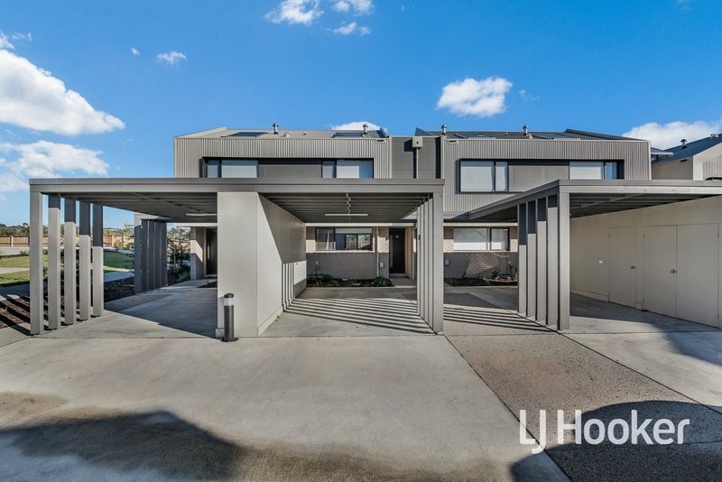 Photo - 38 Boutique Lane, Cranbourne West VIC 3977 - Image 1