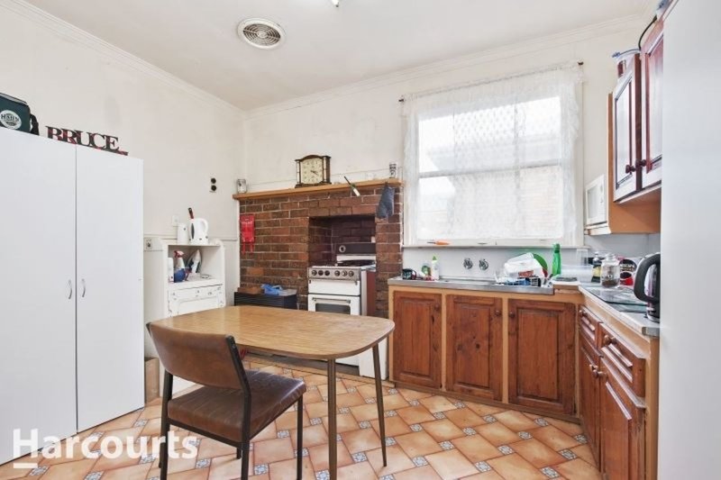 Photo - 38 Bradbury Street, Brown Hill VIC 3350 - Image 3