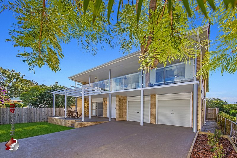 38 Bradley Rd , Clontarf QLD 4019