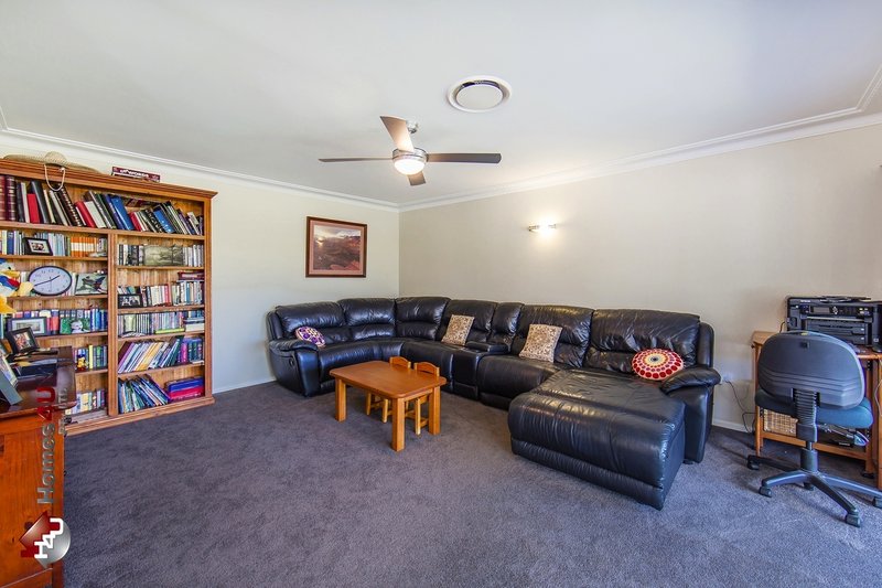 Photo - 38 Bradley Rd , Clontarf QLD 4019 - Image 7