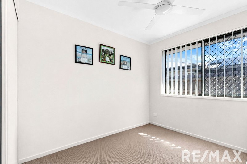 Photo - 38 Bradman Way, Urangan QLD 4655 - Image 7