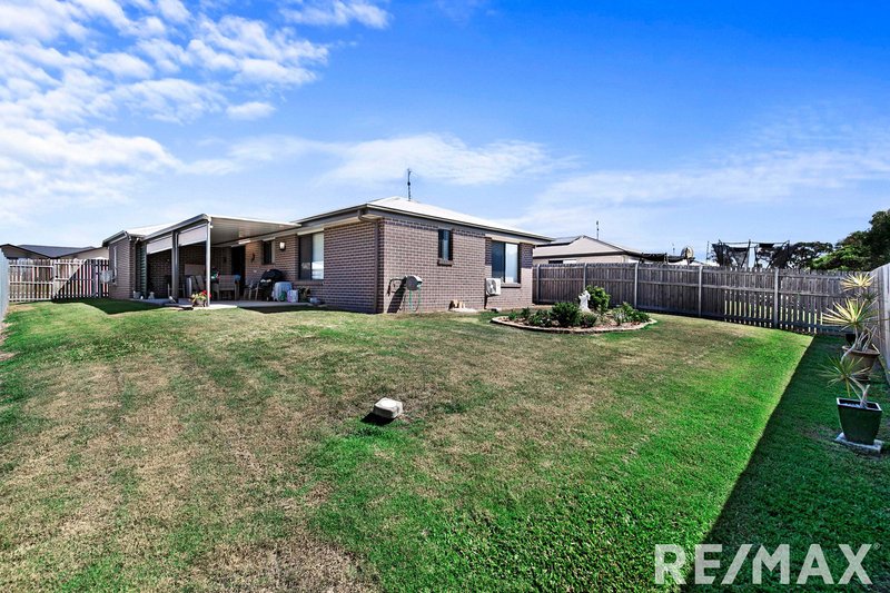 Photo - 38 Bradman Way, Urangan QLD 4655 - Image 12