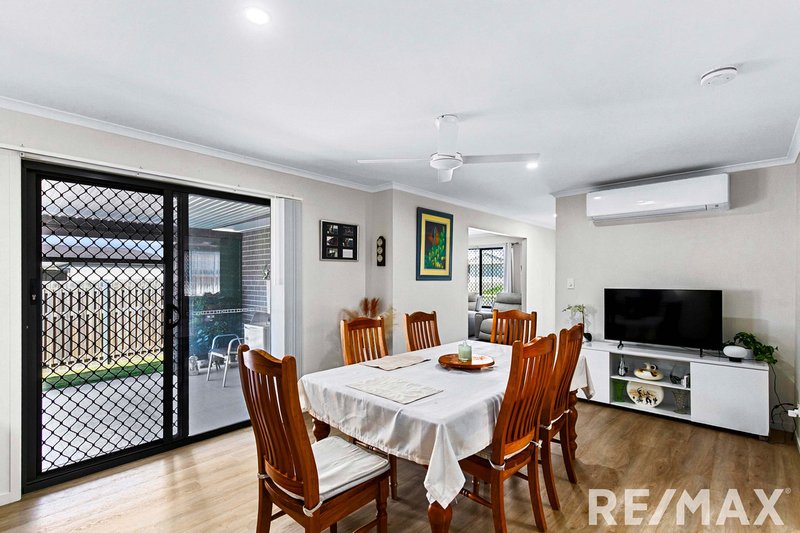 Photo - 38 Bradman Way, Urangan QLD 4655 - Image 16