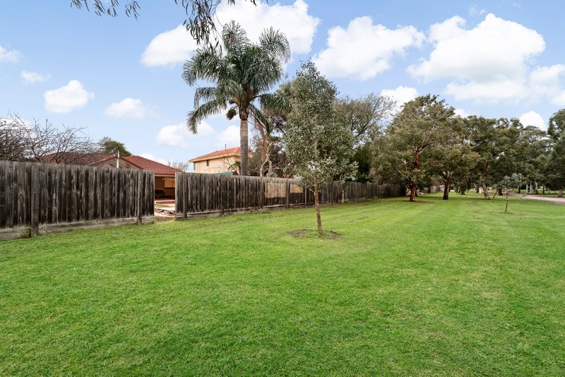 Photo - 38 Brampton Street, Cheltenham VIC 3192 - Image 16