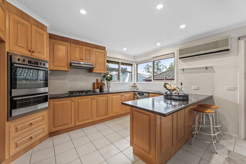 Photo - 38 Branksome Grove, Blackburn South VIC 3130 - Image 6