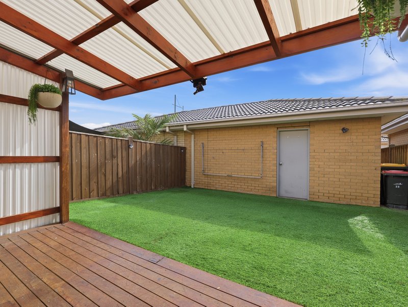 Photo - 38 Broadbeach Circuit, Point Cook VIC 3030 - Image 22